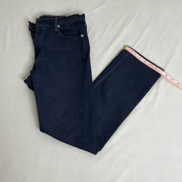 Levi Mens Jeans Straight Legs Navy Blue W32 L30 - Picture 12 of 12
